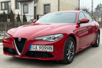 1WŁ Salon PL FV23% Kamera Czujniki CarPlay AndroidAuto Lift ACC